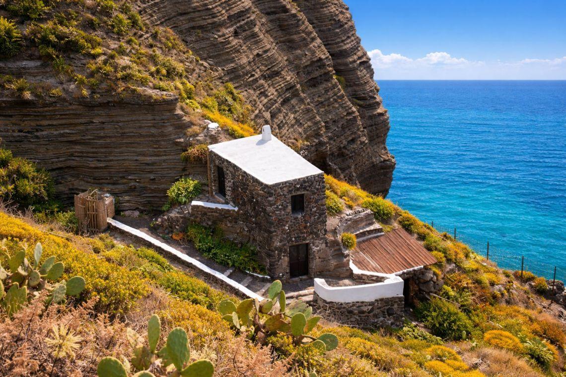Antico Rustico del Postino | Case e ville - Isole Eolie & Lipari - Isole della Sicilia