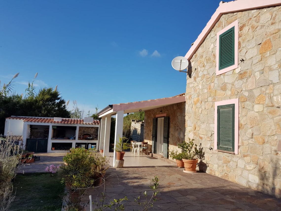 Antico Casale San Pietro Houses and Villas Isole Sant' Antioco e San