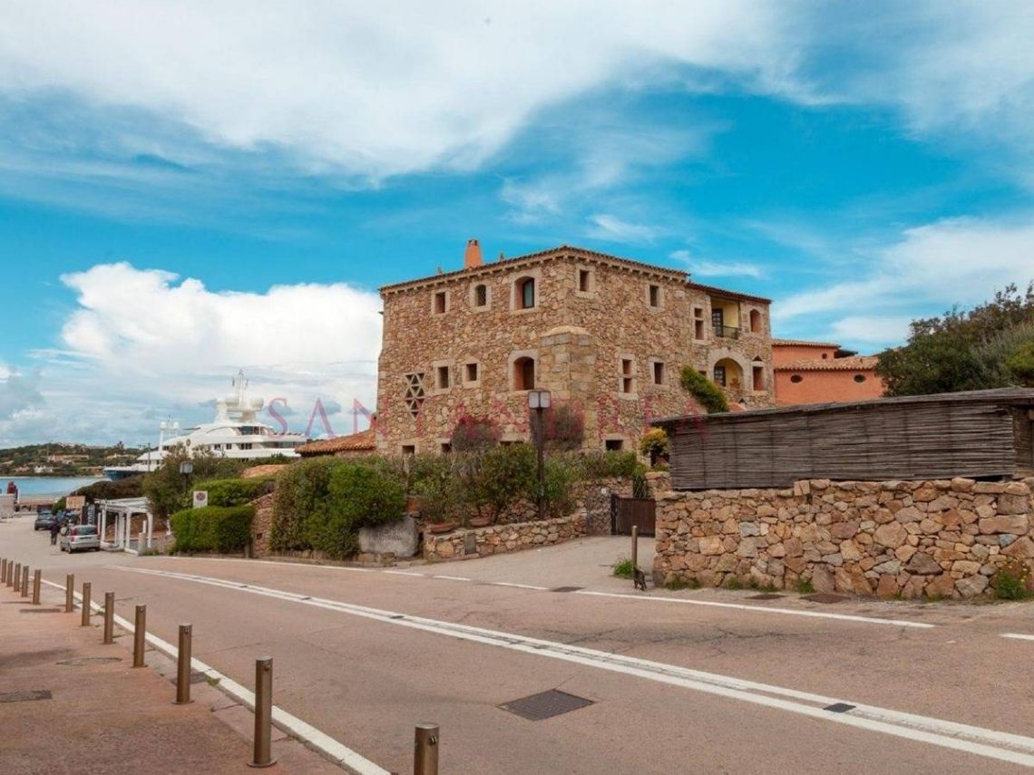 La Capitaneria di Porto Cervo | Porto Cervo - Case & Ville di Pregio - Costa Smeralda