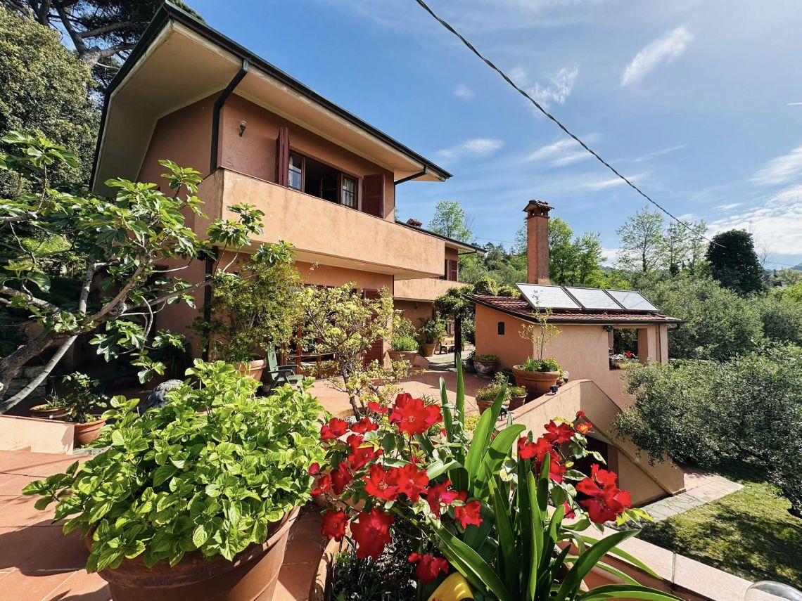 La Villa dei Leoni di Fosdinovo | Fosdinovo - Houses and Villas - Lunigiana mare, Sarzana & Colline del Sole