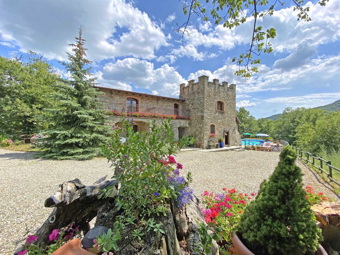 Antica Tenuta Clotilde | Licciana Nardi - Case e ville - Lunigiana mare, Sarzana & Colline del Sole