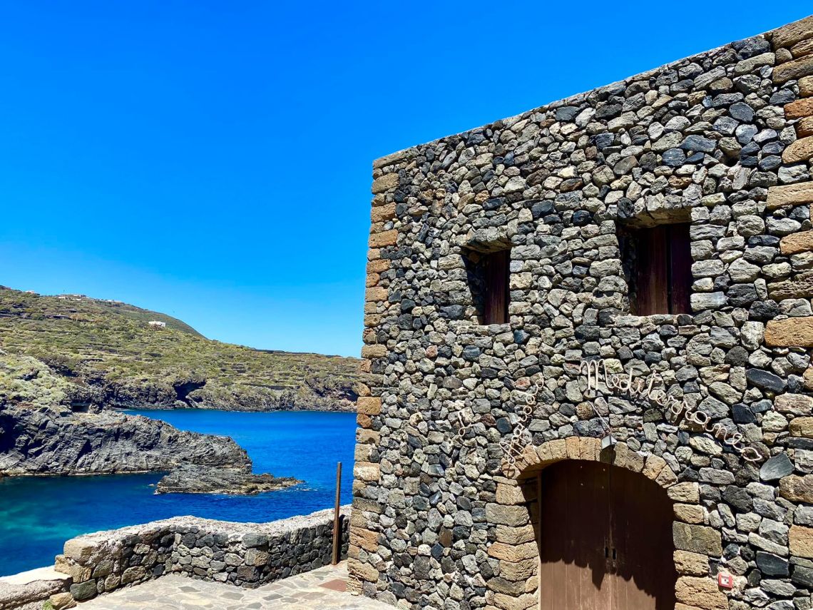 Dammuso Reale Alba sulle Cale | Pantelleria - Case & Ville di Pregio - Isole della Sicilia
