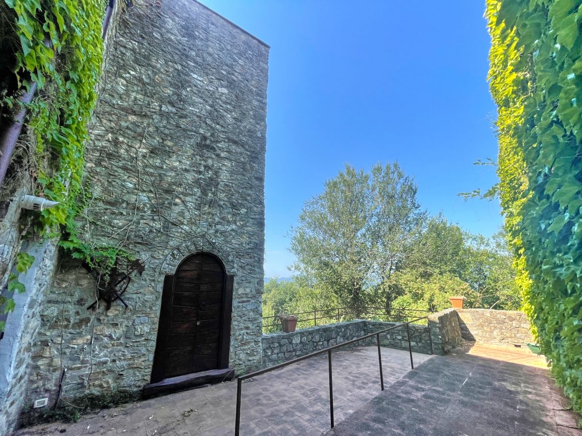 Casa Torre con Vista  | Lunigiana Mare - Частные дома и виллы - Lunigiana mare, Sarzana & Colline del Sole