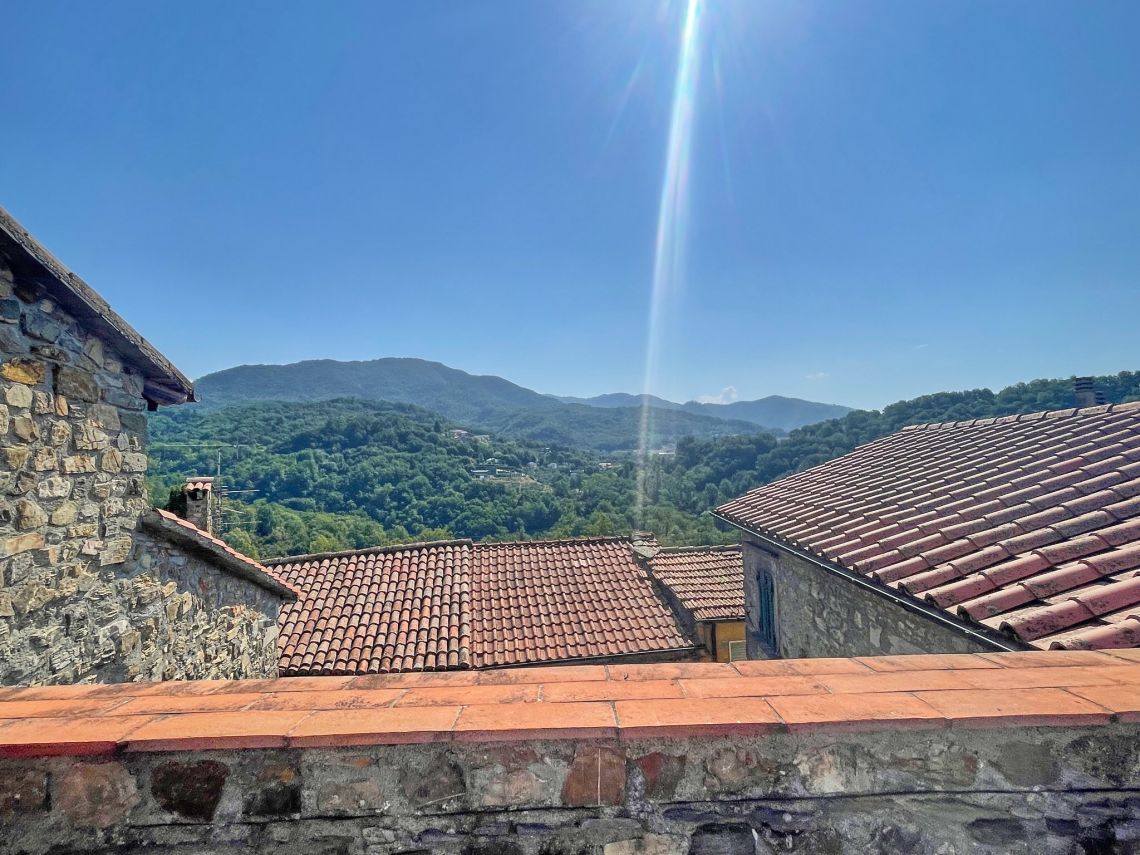 Casa Torre con Vista  | Lunigiana Mare - Частные дома и виллы - Lunigiana mare, Sarzana & Colline del Sole