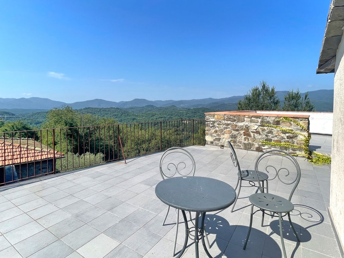 Casa Torre con Vista  | Lunigiana Mare - Частные дома и виллы - Lunigiana mare, Sarzana & Colline del Sole