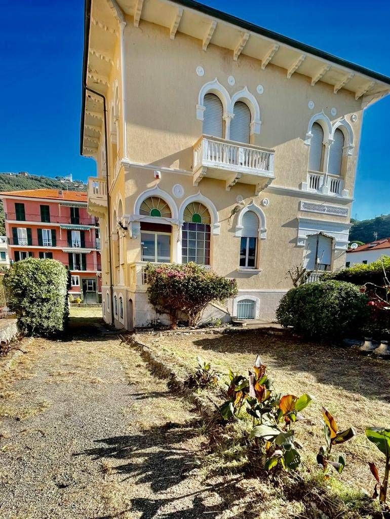 Villa Liberty Lavagna | Lavagna - Case & Ville di Pregio - Tigullio
