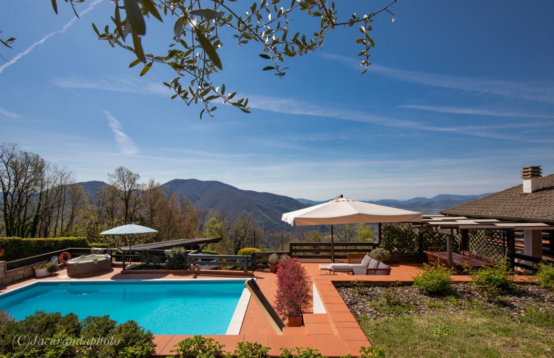 Villa Luna Rossa | Lunigiana Mare - Houses and Villas - Lunigiana mare, Sarzana & Colline del Sole