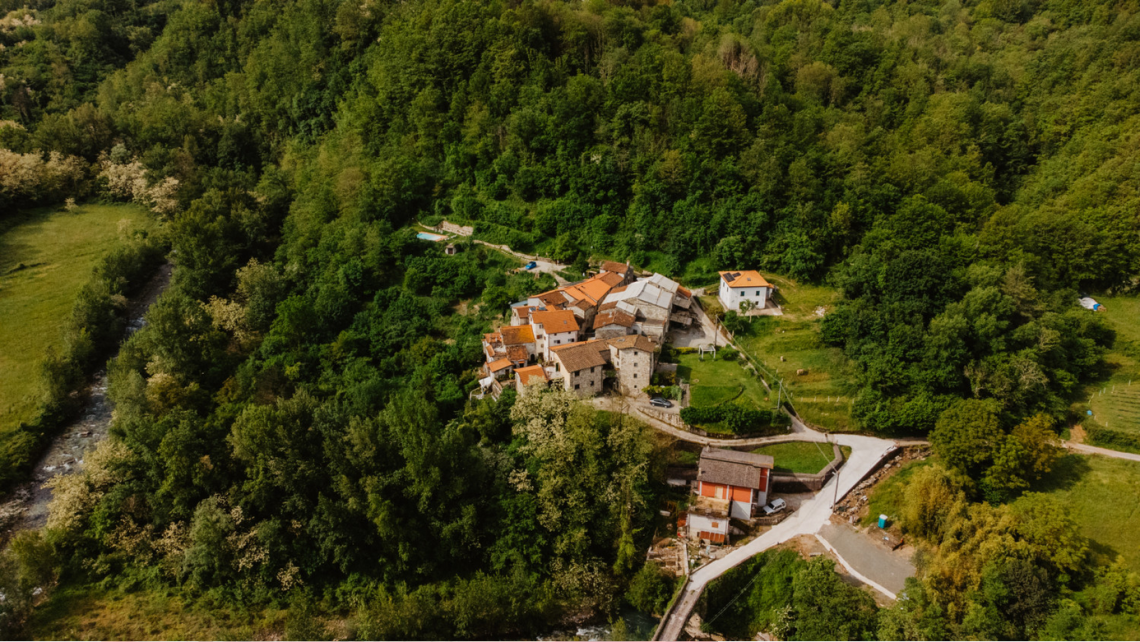 L' Antico Borgo Medievale del 1265 | Lunigiana Mare - Houses and Villas - Lunigiana mare, Sarzana & Colline del Sole
