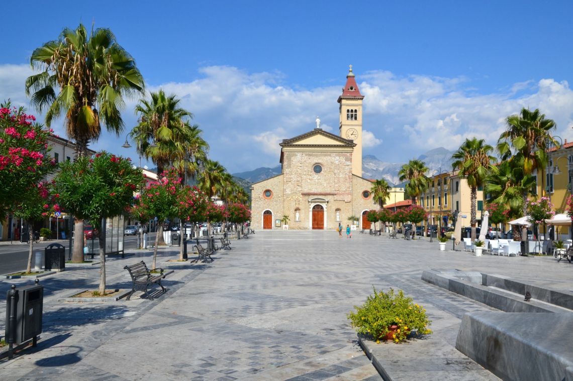 Il Fronte Mare di Marina | Marina di Massa / Ronchi / Marina di Carrara - Appartamenti - Riviera Apuana