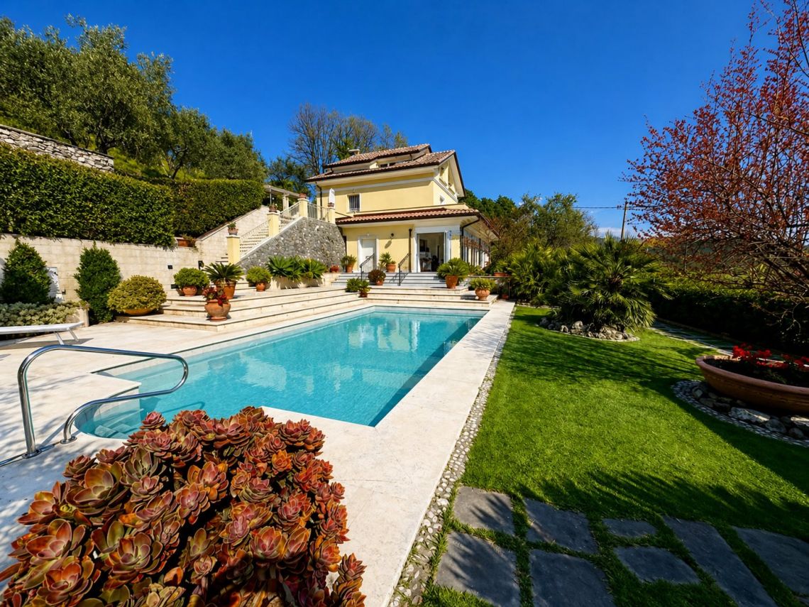 Villa Madonnina del Cielo e del Mare | Sarzana & Castelnuovo Magra - Case & Ville di Pregio - Lunigiana mare, Sarzana & Colline del Sole