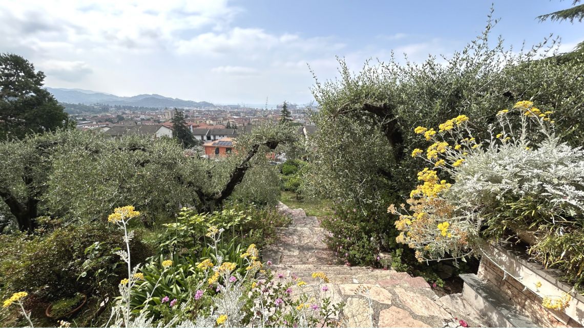 Montepertico con vista Mare e giardino | Golfo di La Spezia - Houses and Villas - Poets' Gulf