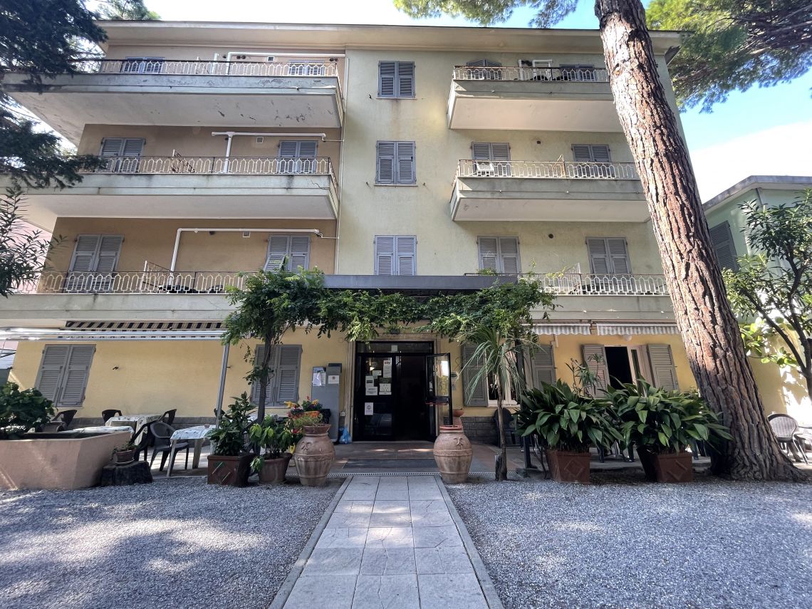 Lavagna al Mare | Lavagna - Immobili Commerciali - Tigullio