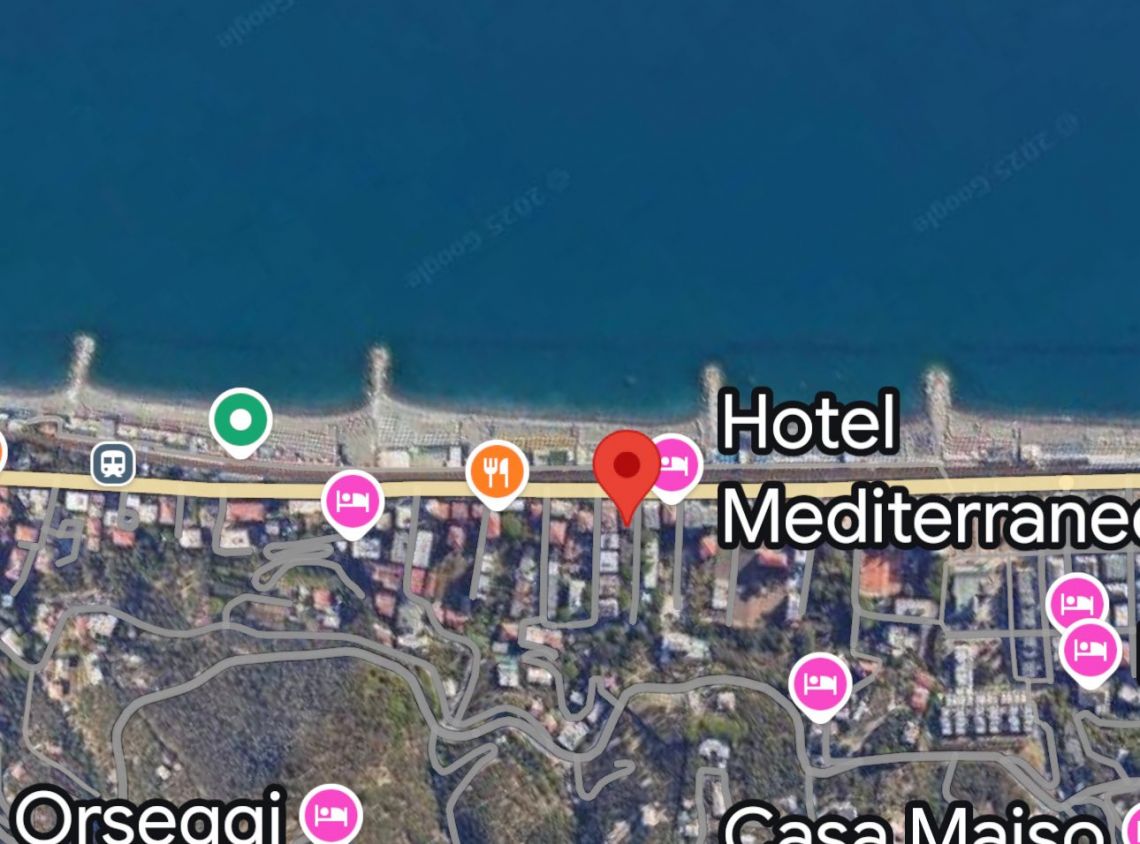 Lavagna al Mare | Lavagna - Immobili Commerciali - Tigullio