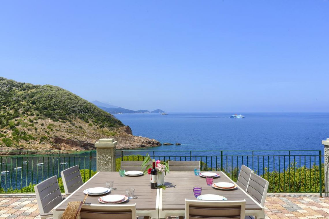 Villa Nisporto Fronte Mare | Isola d' Elba - Case & Ville di Pregio - Isola d'Elba