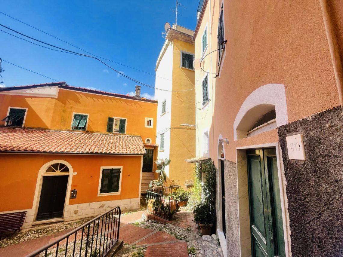 Antica Casa il Paradiso sopra Lerici | Lerici/San Terenzo/Tellaro - Houses and Villas - Poets' Gulf