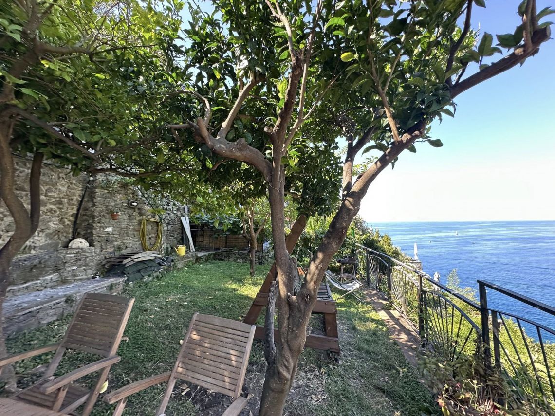 L' Alloggio delle Sirene | Vernazza & Corniglia - Appartamenti - 5 Terre