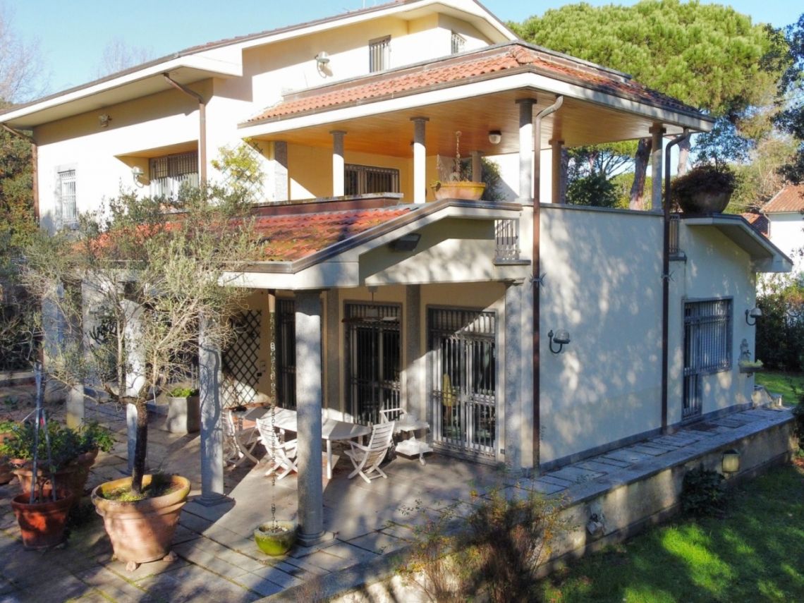 Villa Poveromo | Forte dei Marmi - Case & Ville di Pregio - Versilia