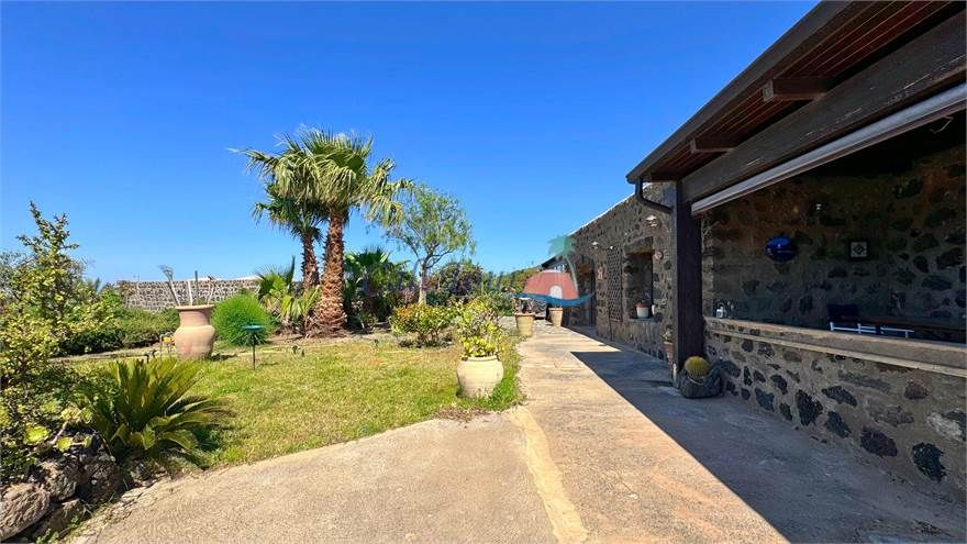 Dammuso Firisciakki | Pantelleria - Houses and Villas - Isole della Sicilia