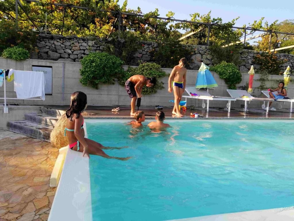 Tenuta Li Pireddi | Costa Paradiso Portobello Isola Rossa - Case & Ville di Pregio - Nord Sardegna