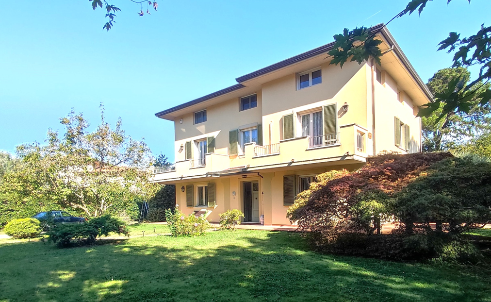 La Villa degli Aceri | Форте дей Марми - Case & Ville di Pregio - Версилья