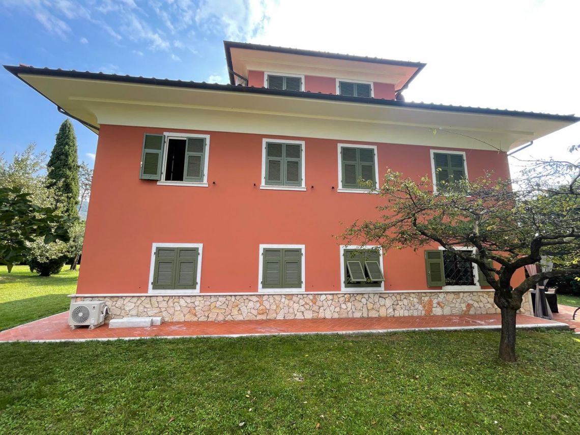 Villa Sorriso | Sarzana & Castelnuovo Magra - Case & Ville di Pregio - Lunigiana mare, Sarzana & Colline del Sole