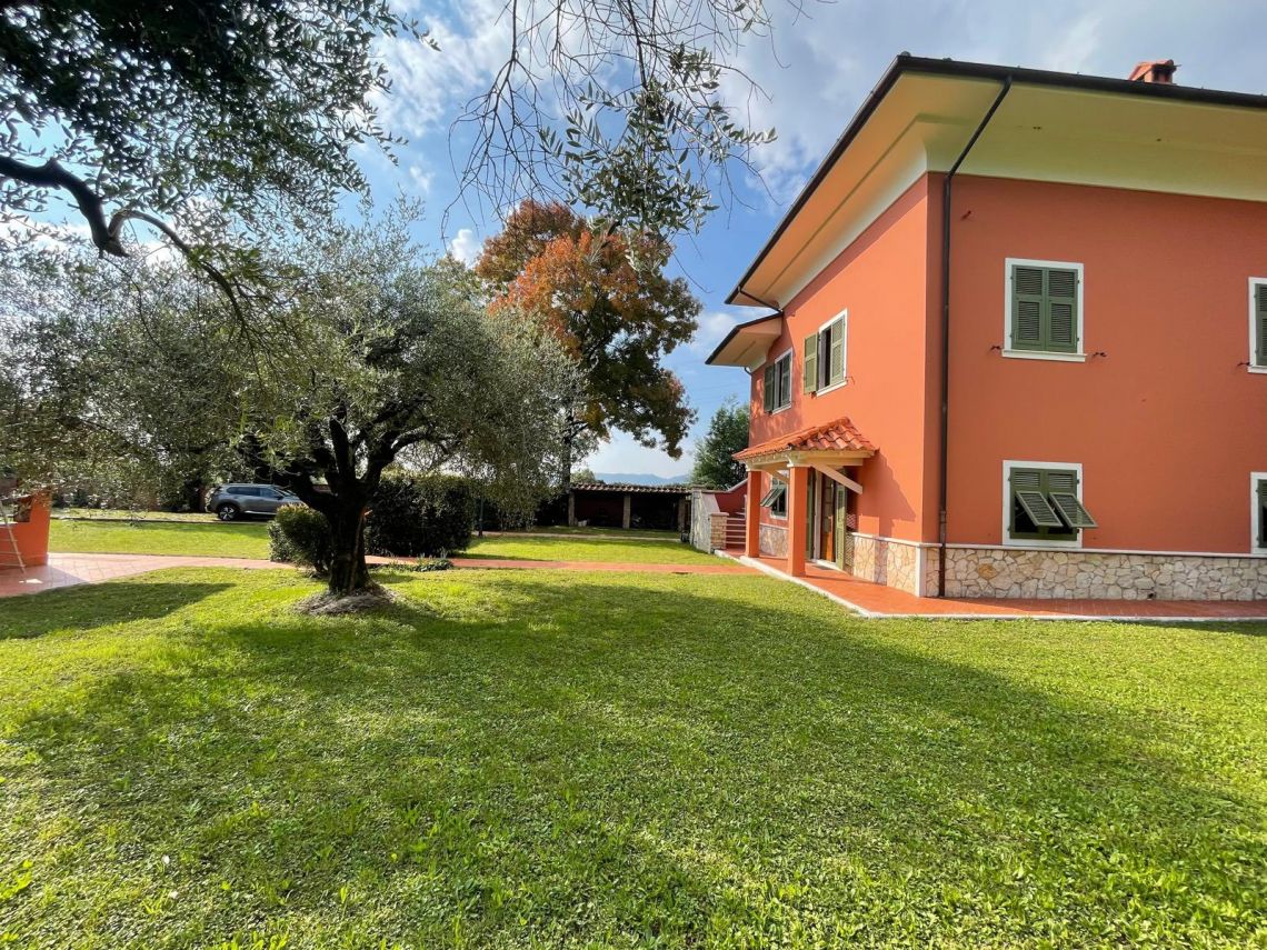 Villa Sorriso | Sarzana & Castelnuovo Magra - Case & Ville di Pregio - Lunigiana mare, Sarzana & Colline del Sole