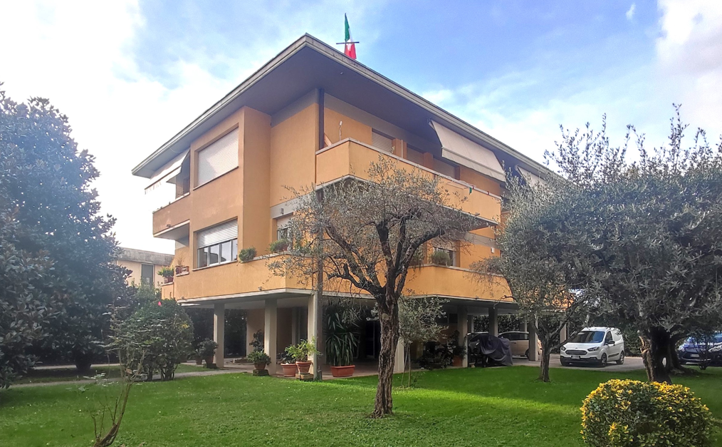 Appartamento Charmant | Marina di Pietrasanta - Appartamenti - Versilia