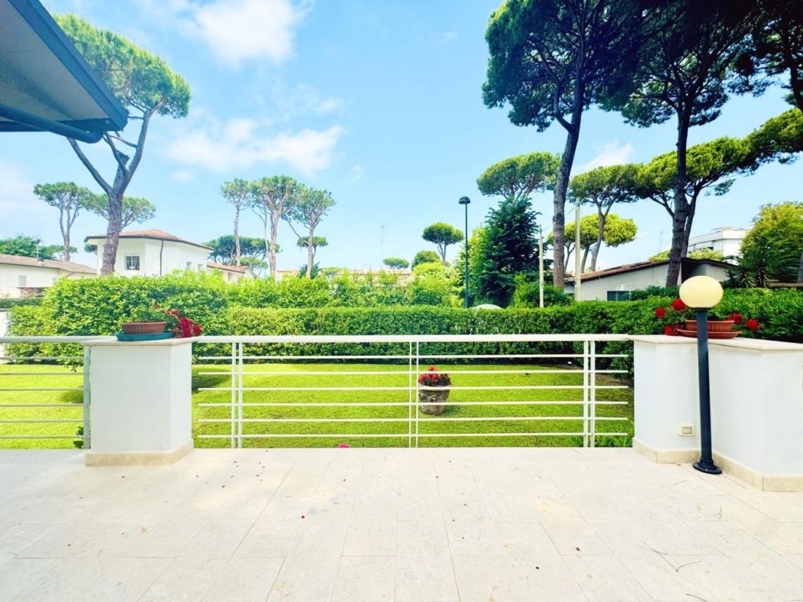 La Villa al Mare | Lido di Camaiore - Case & Ville di Pregio - Версилья