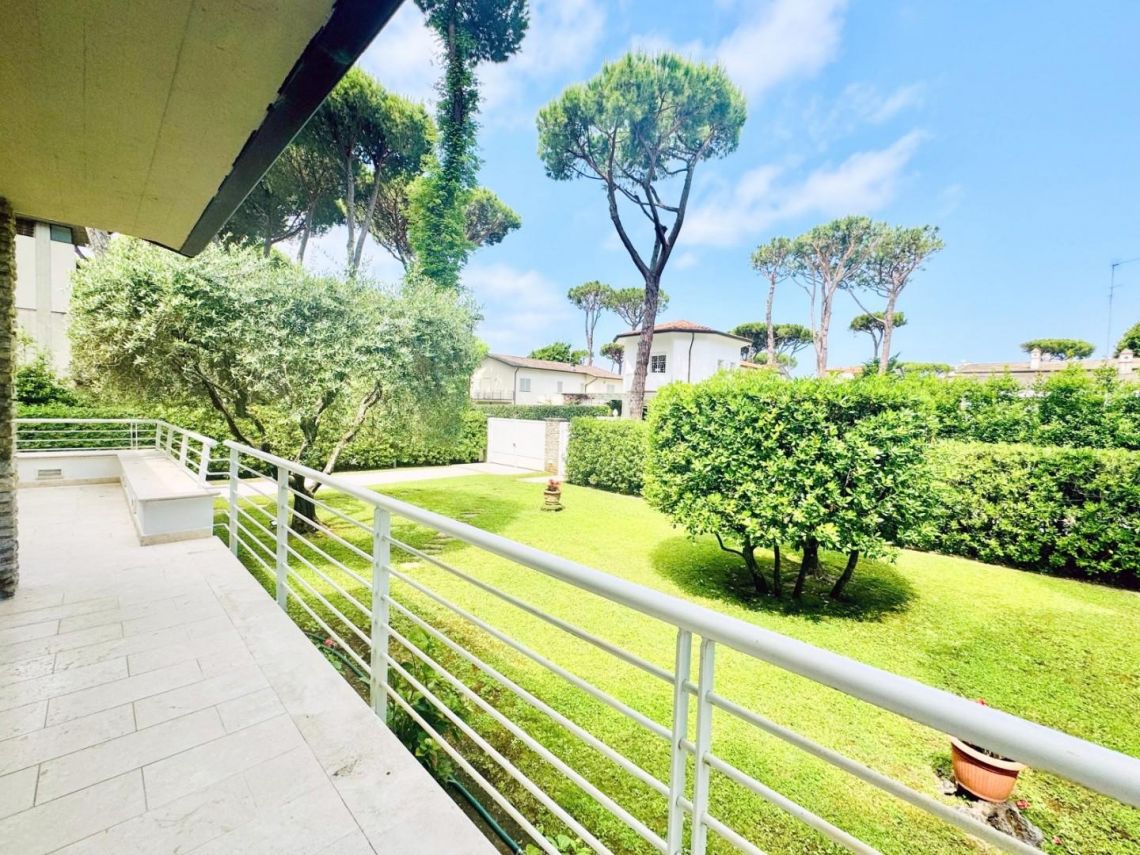 La Villa al Mare | Lido di Camaiore - Case & Ville di Pregio - Версилья