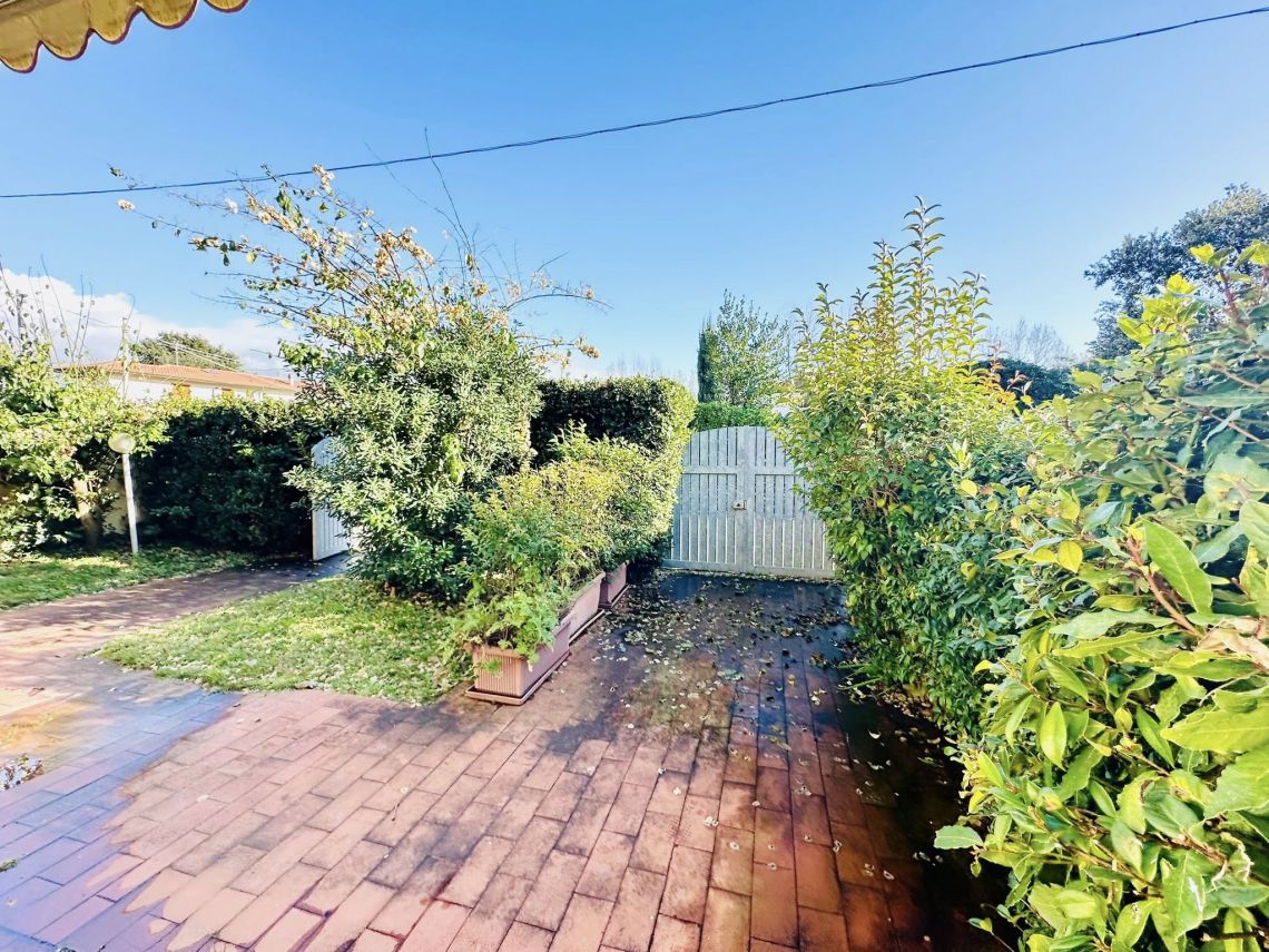 Villa il Sole a Marina di Pietrasanta | Marina di Pietrasanta - Case e ville - Versilia