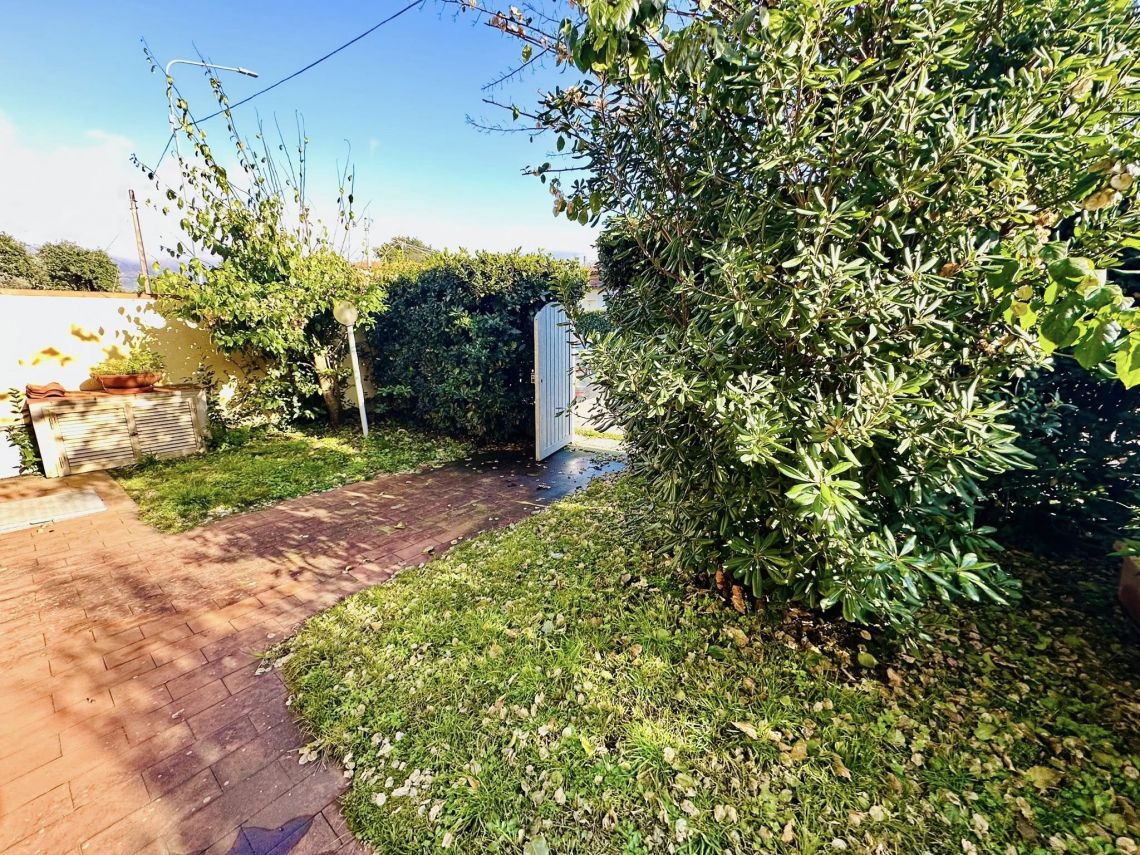 Villa il Sole a Marina di Pietrasanta | Marina di Pietrasanta - Case e ville - Versilia