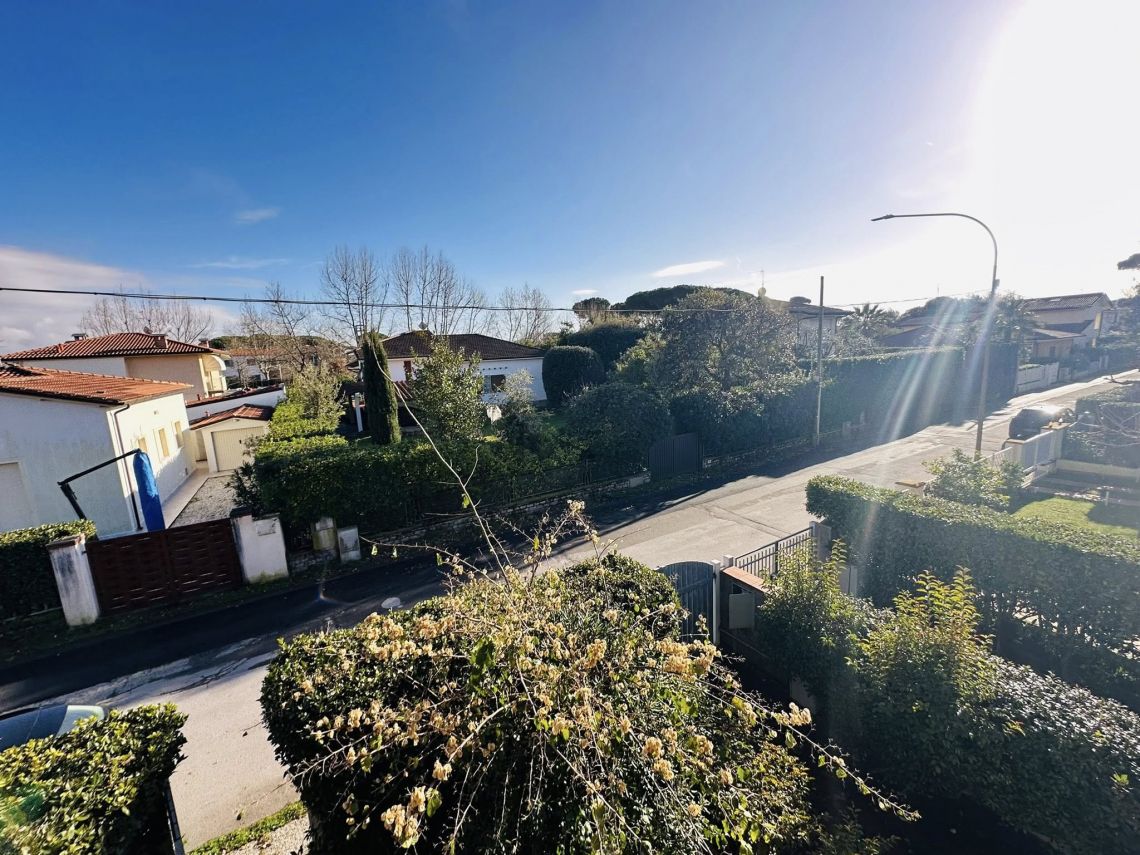 Villa il Sole a Marina di Pietrasanta | Marina di Pietrasanta - Case e ville - Versilia