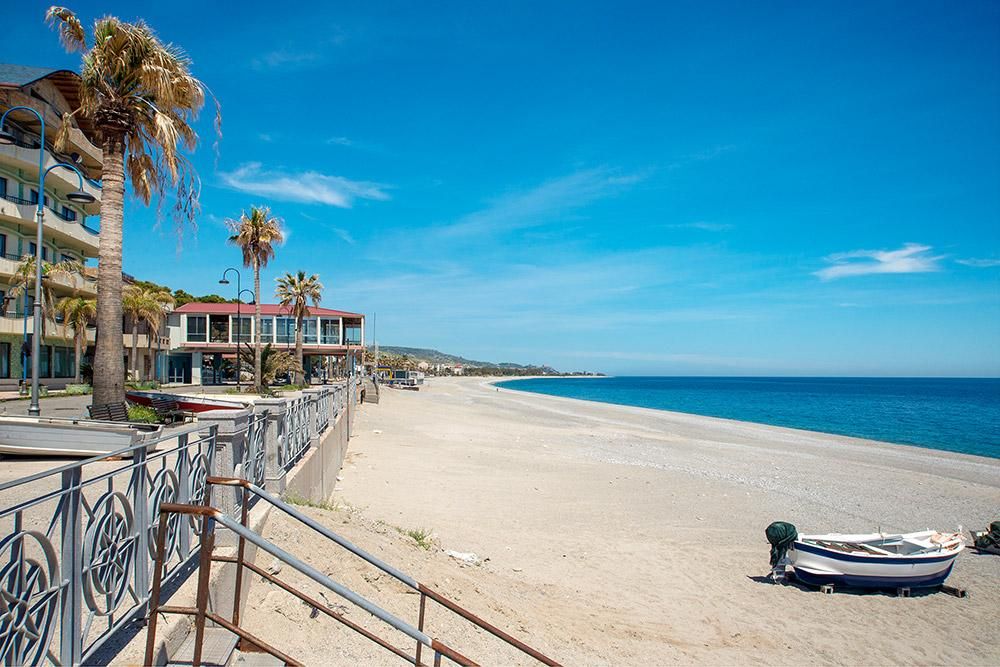 Loft Gioiosa Ionica | Gioiosa Ionica - Appartamenti - Costa degli Dei & Costa Viola