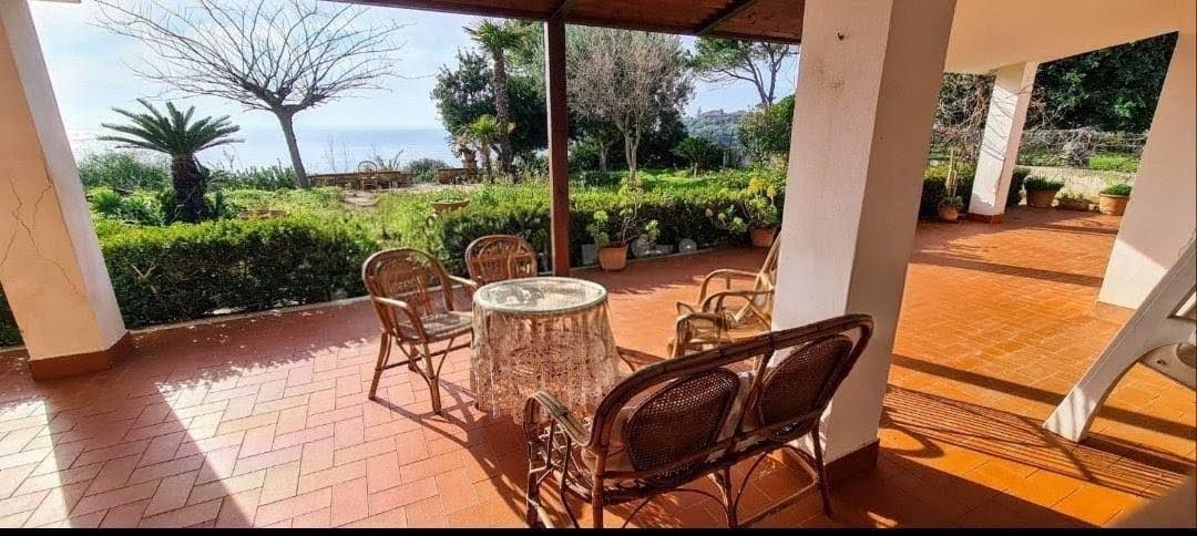 Villa Isola Capo Rizzuto | Isola Capo Rizzuto - Case e ville - Costa degli Dei & Costa Viola