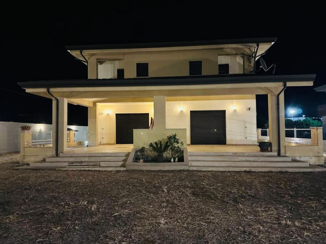 Villa delle Orchidee | Crotone Mare - Case e ville - Coste della Calabria
