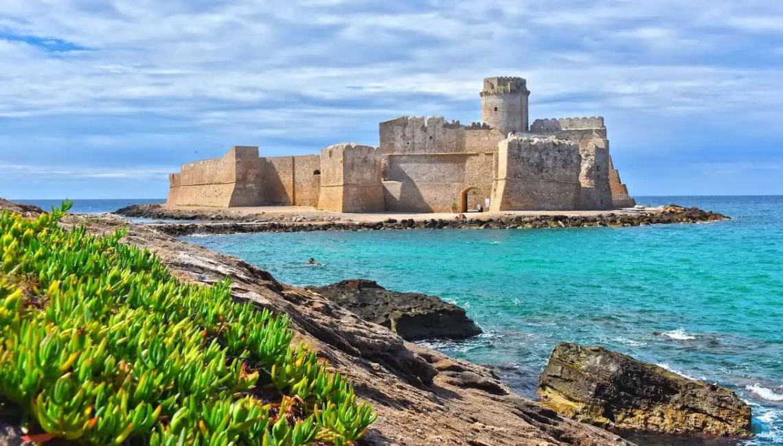Alloggio Capo Rizzuto | Isola Capo Rizzuto - Appartamenti - Coste della Calabria