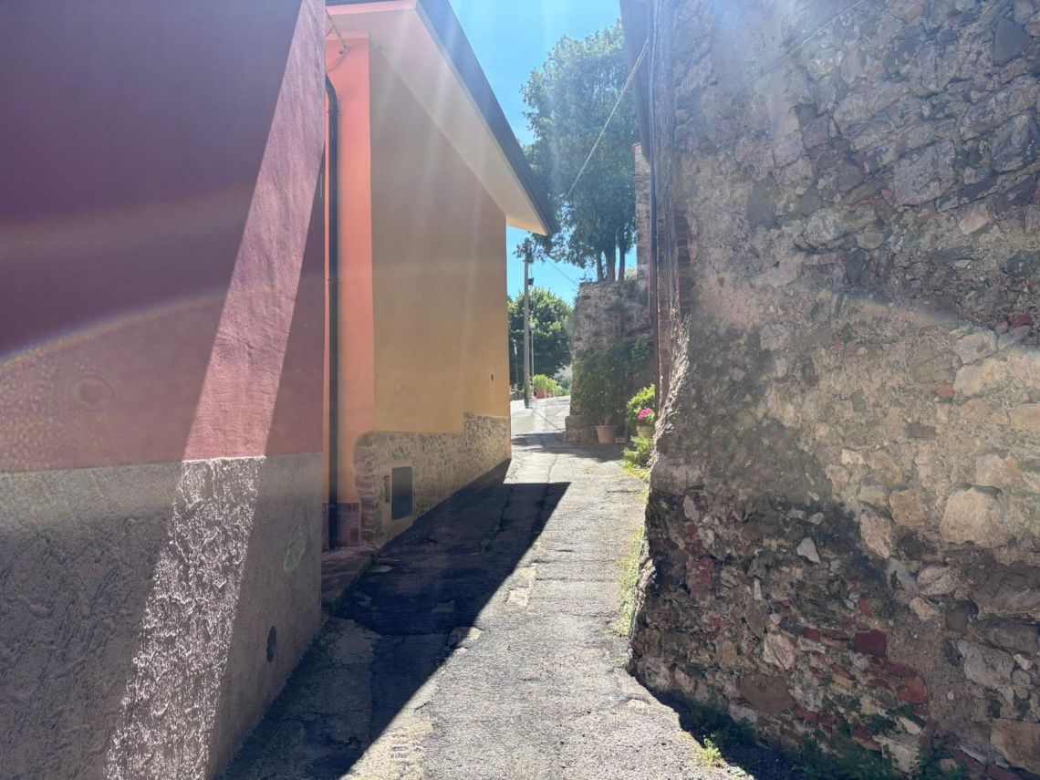 Antica Casa Pietra e Cielo | Camaiore - Case e ville - Versilia