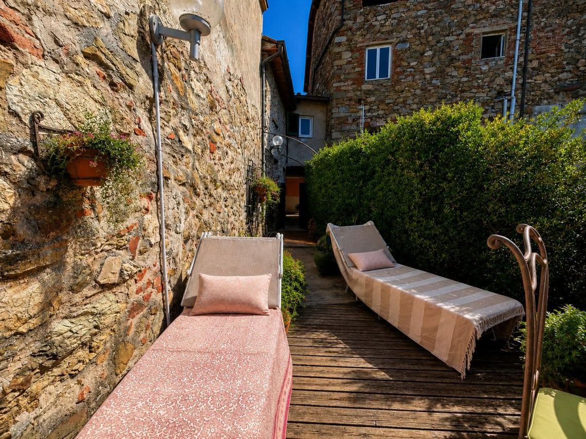 Antica Casa Pietra e Cielo | Camaiore - Case e ville - Versilia