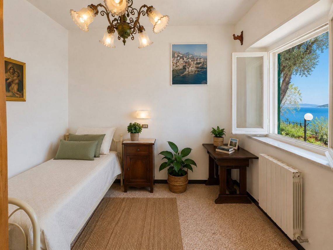 Villa Il Sole su Tellaro | Lerici/San Terenzo/Tellaro - Case & Ville di Pregio - Golfo dei Poeti