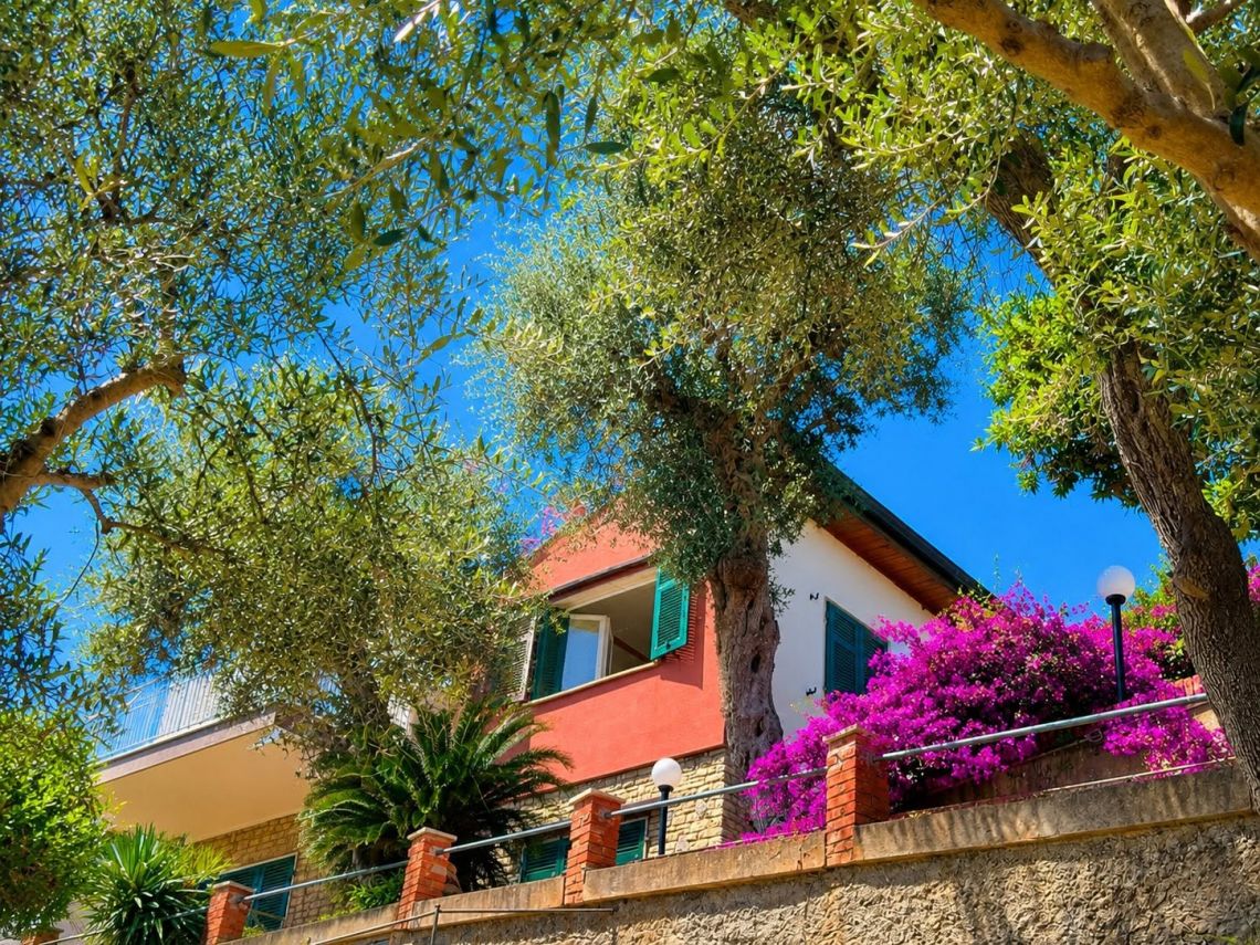 Villa Il Sole su Tellaro | Lerici/San Terenzo/Tellaro - Case & Ville di Pregio - Golfo dei Poeti