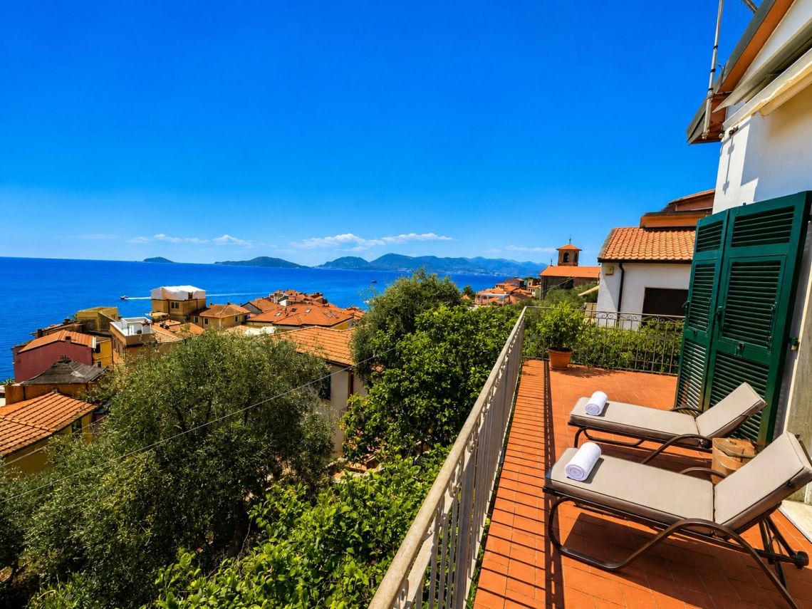 Villa Il Sole su Tellaro | Lerici/San Terenzo/Tellaro - Case & Ville di Pregio - Golfo dei Poeti