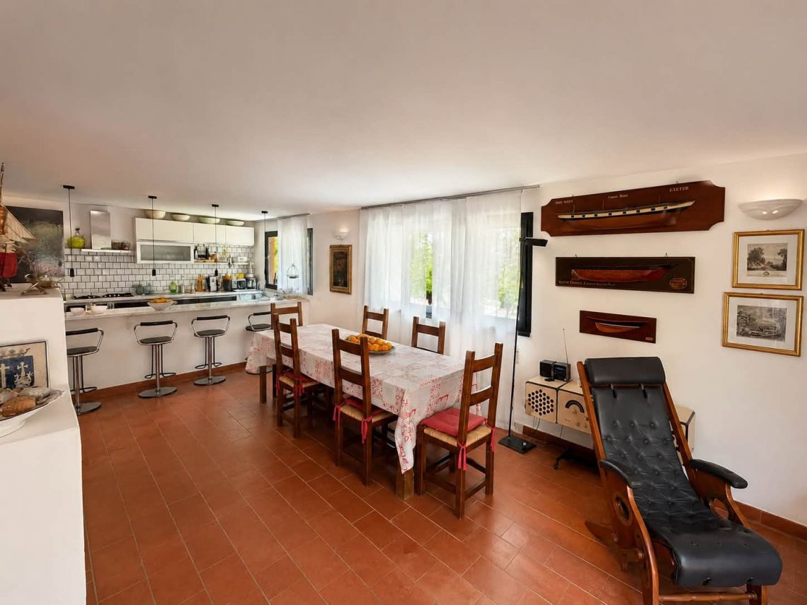 Villa degli Angeli | Bocca di Magra / Fiumaretta / Montemarcello/Marinella - Case e ville - Bocca di Magra / Fiumaretta / Marinella / Montemarcello