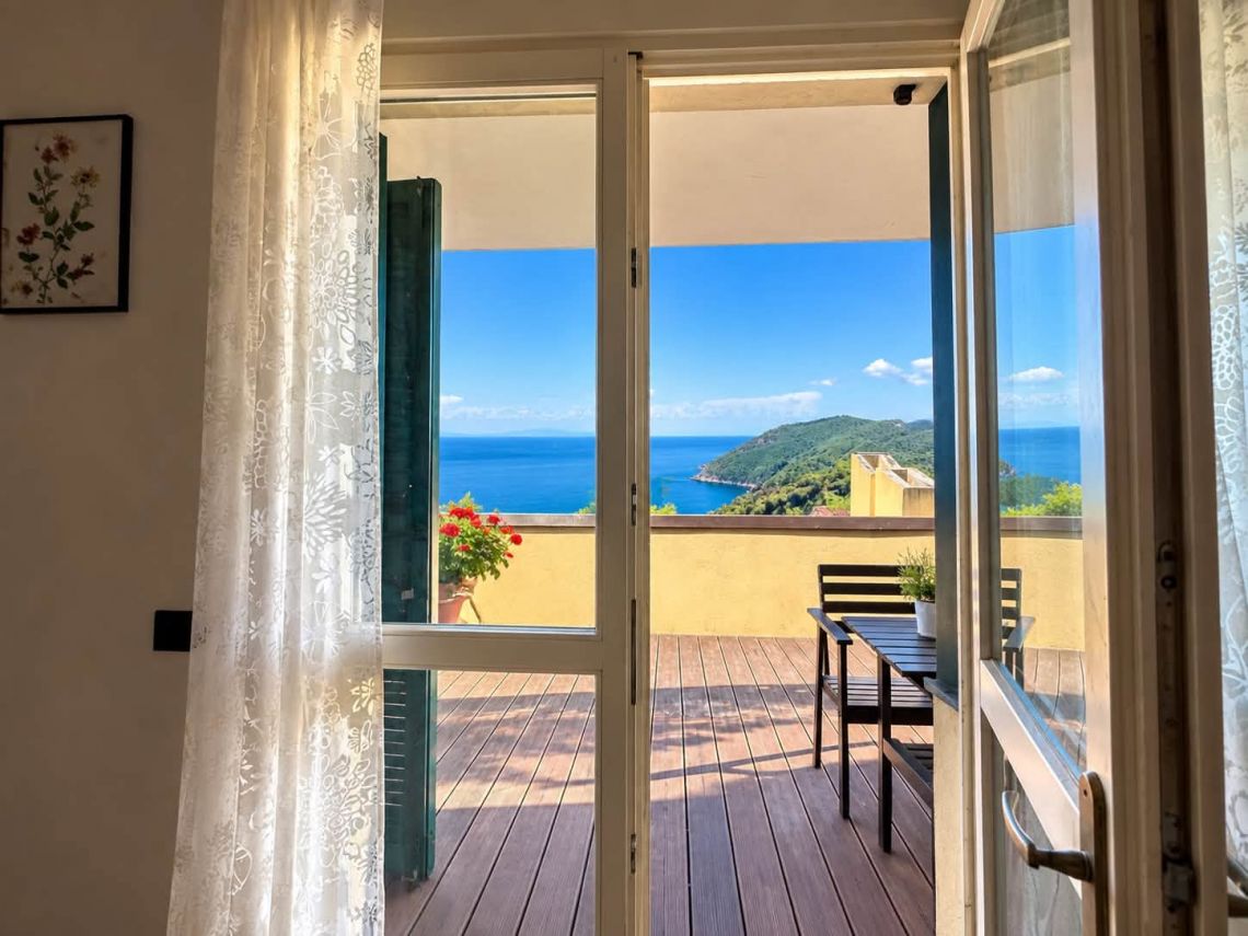 La Casa tra il Cielo e il mare  | Framura - Case e ville - Baie del Levante