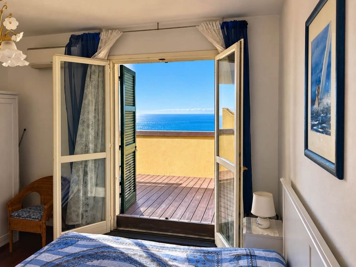 La Casa tra il Cielo e il mare  | Framura - Case e ville - Baie del Levante