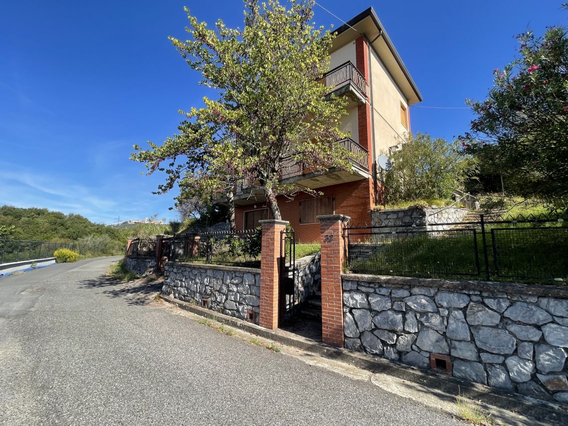 Casa Castelnuovo Magra | Sarzana & Castelnuovo Magra - Case e ville - Lunigiana mare, Sarzana & Colline del Sole