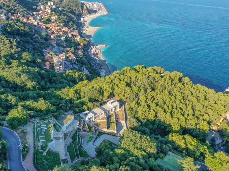 Villa Torre Mare | Case e ville - Bergeggi - Riviera di Ponente