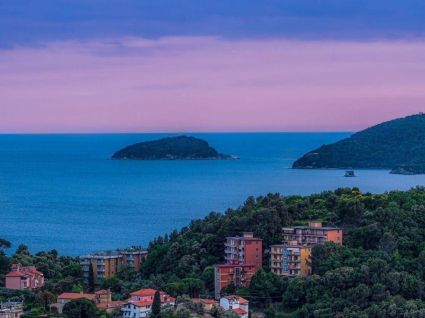 Attico il Cielo sopra San Terenzo - Golfo dei Poeti