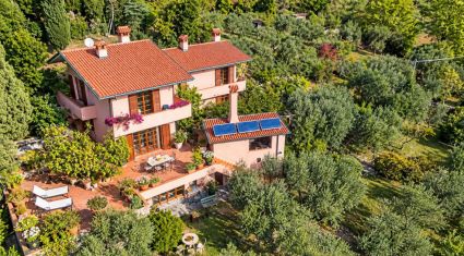 La Villa dei Leoni di Fosdinovo |  -  - 