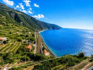 Il Paradiso puo' Attendere Corniglia |  -  - 