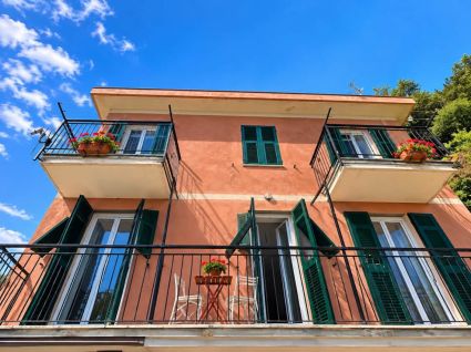 La Casa Baciata dal Sole |  -  - 